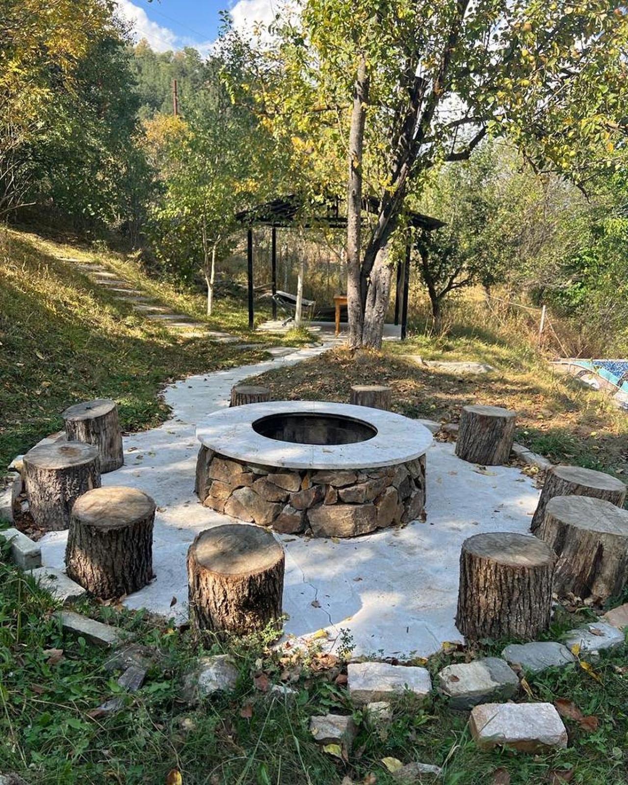 Dilijan Duplex Villa Bagian luar foto